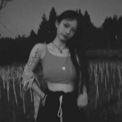 黑白模特