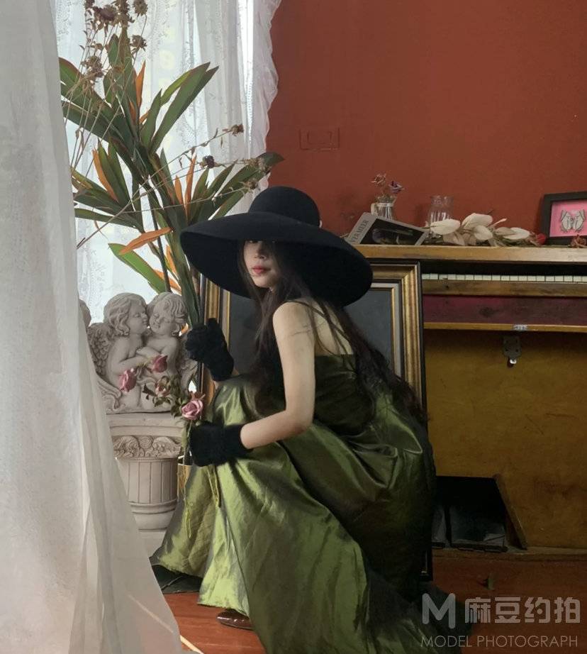 纪实模特