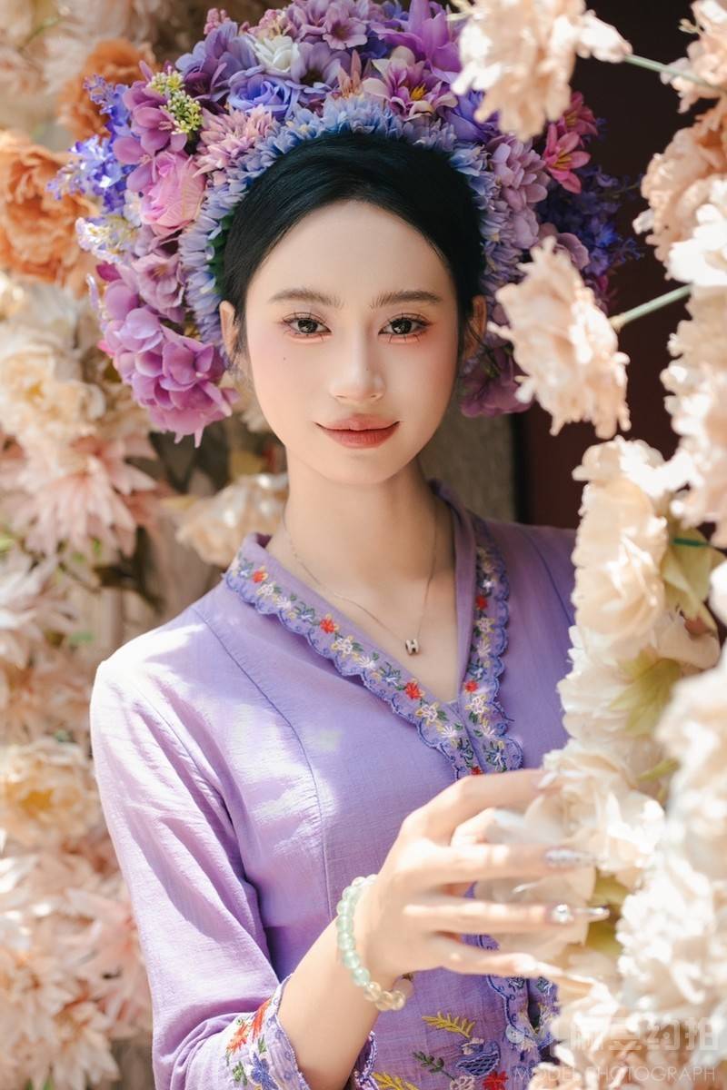 妆容模特