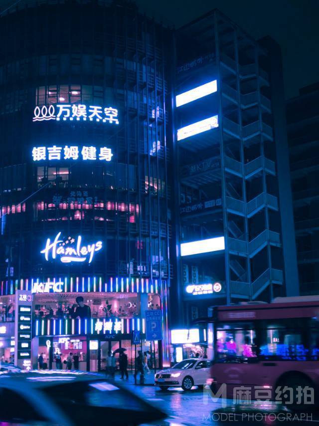 夜景模特