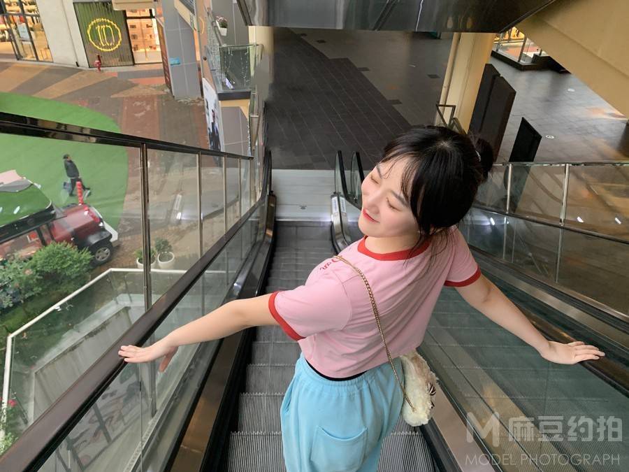 校园模特