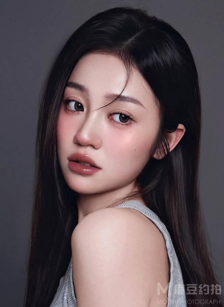 纪实模特