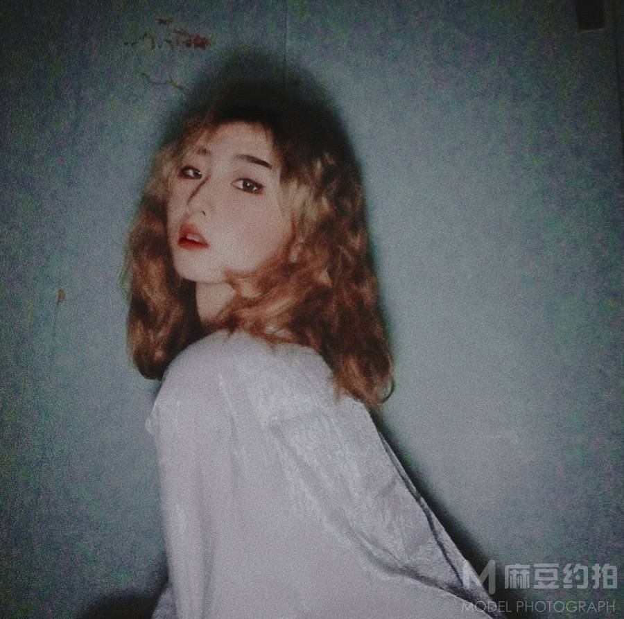 胶片模特