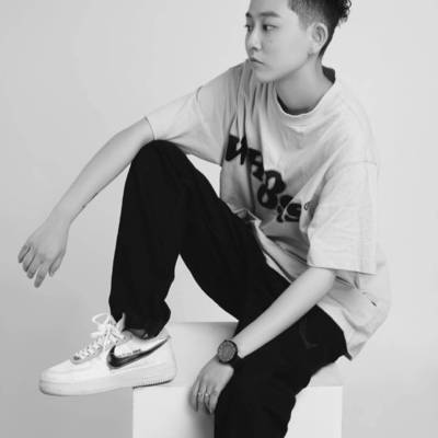 黑白模特