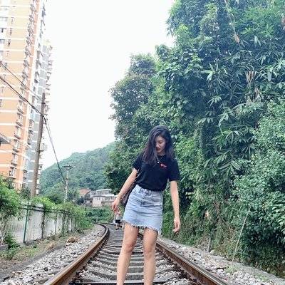 黑白模特
