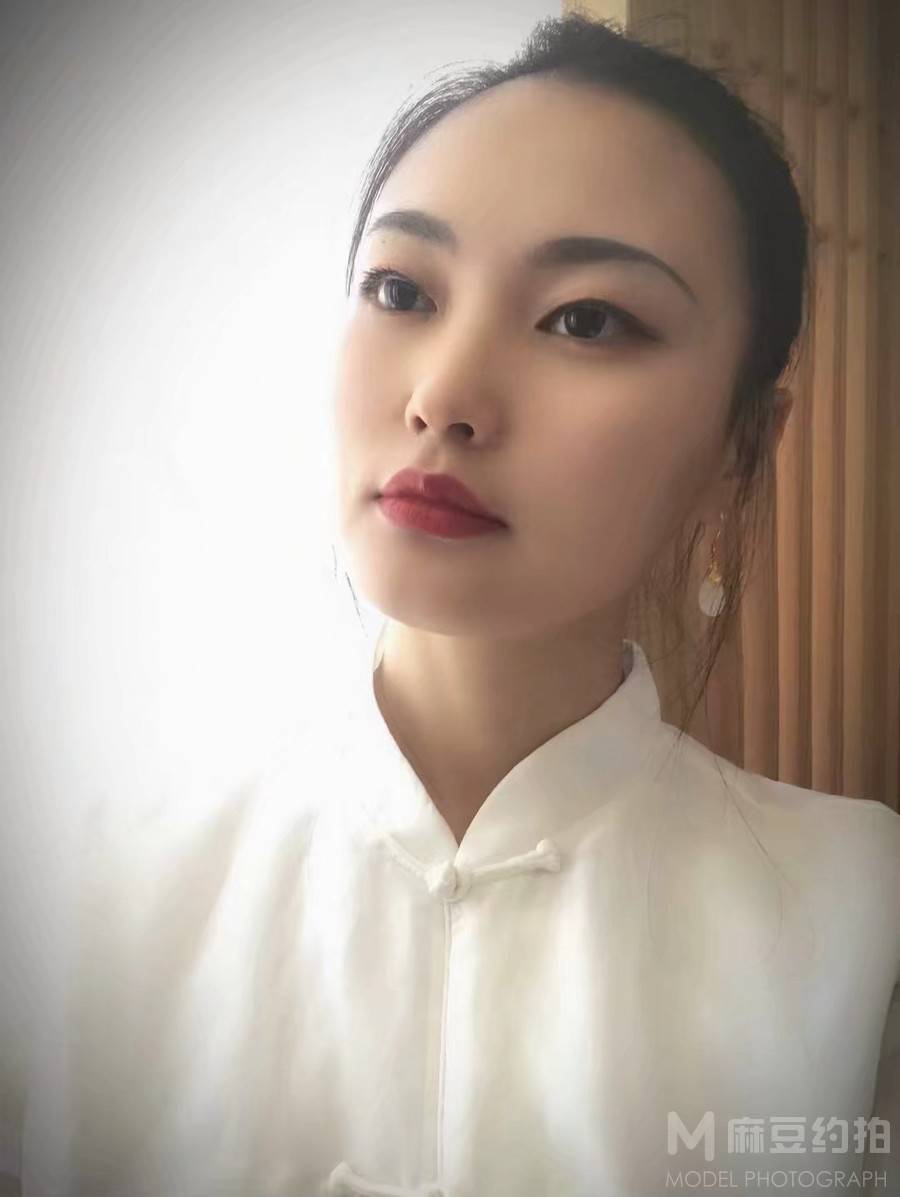 民国模特