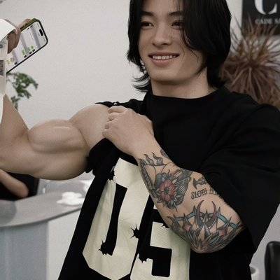 纪实模特