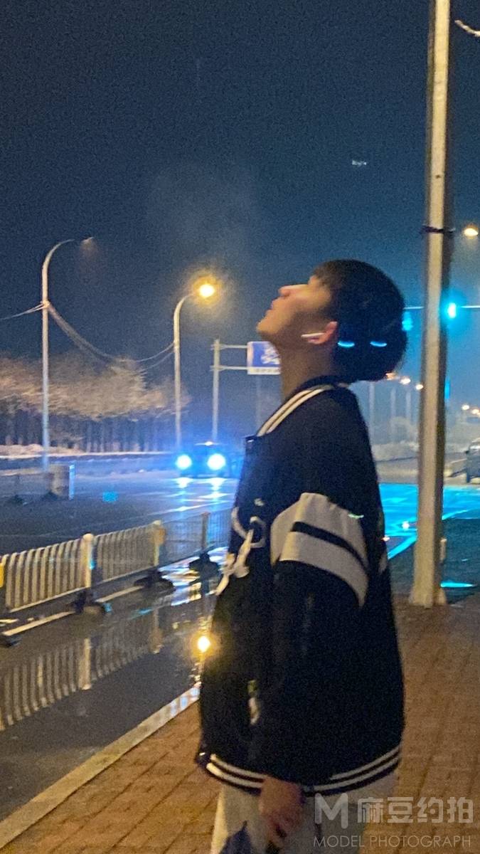 夜景模特