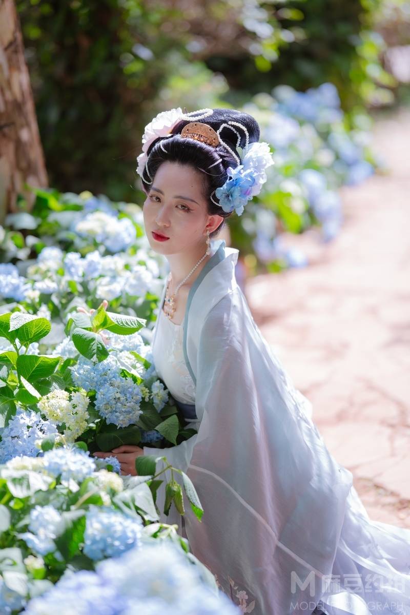清新模特