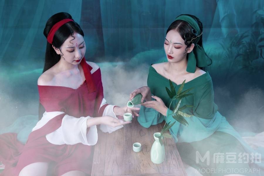 妆容模特