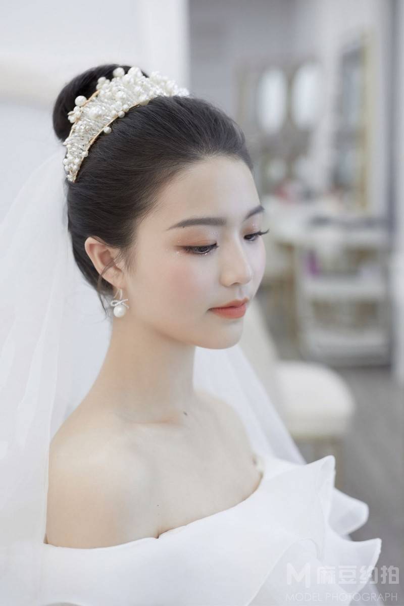 妆容模特