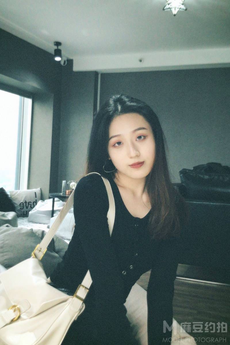 胶片模特