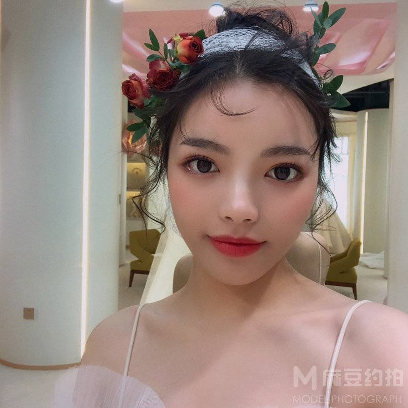 妆容模特