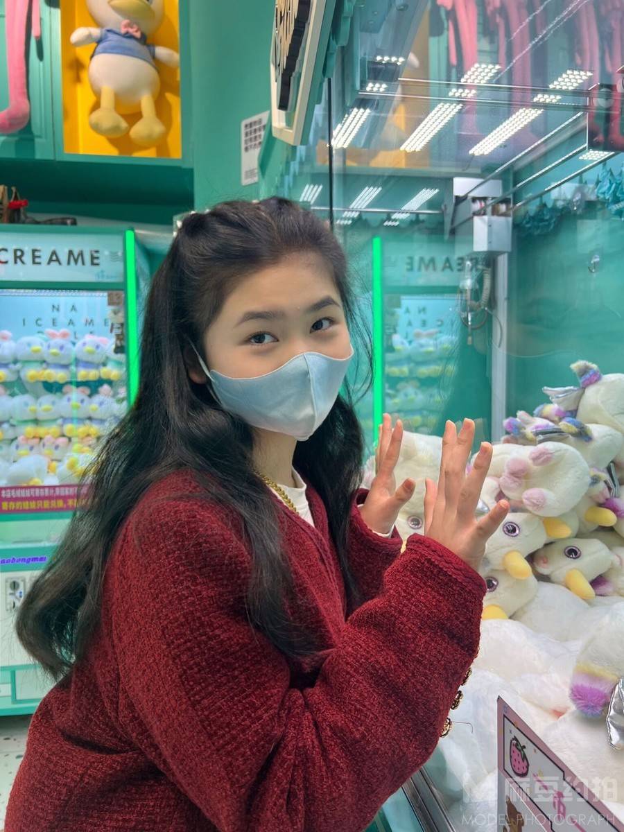校园模特