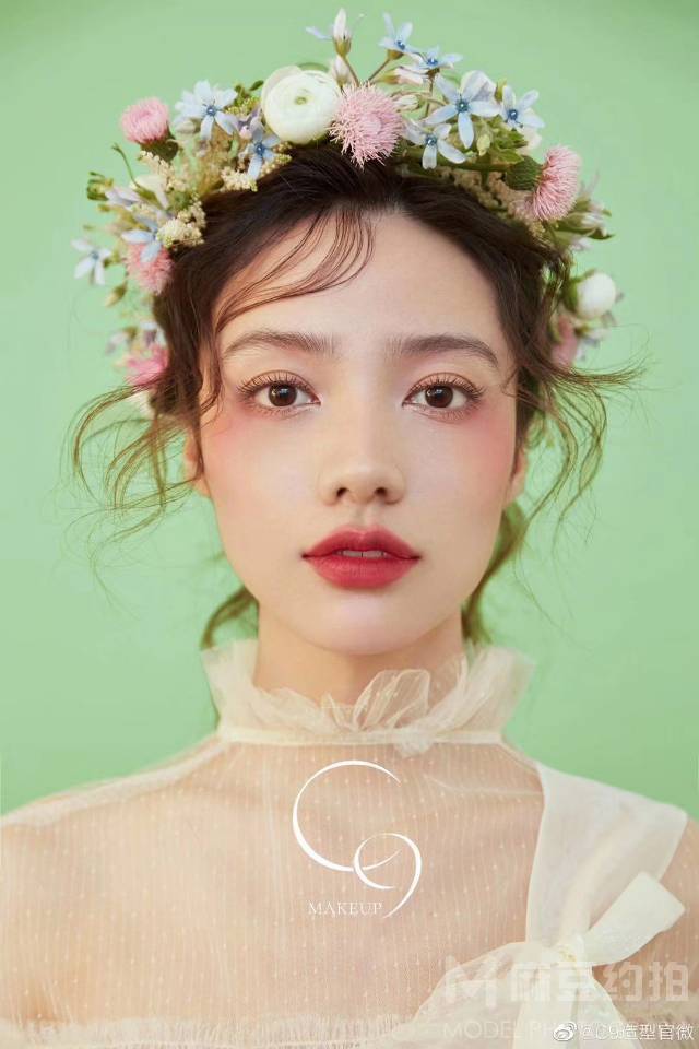 妆容模特