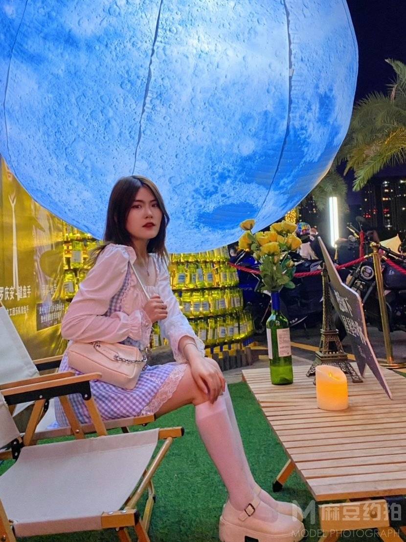 清新模特