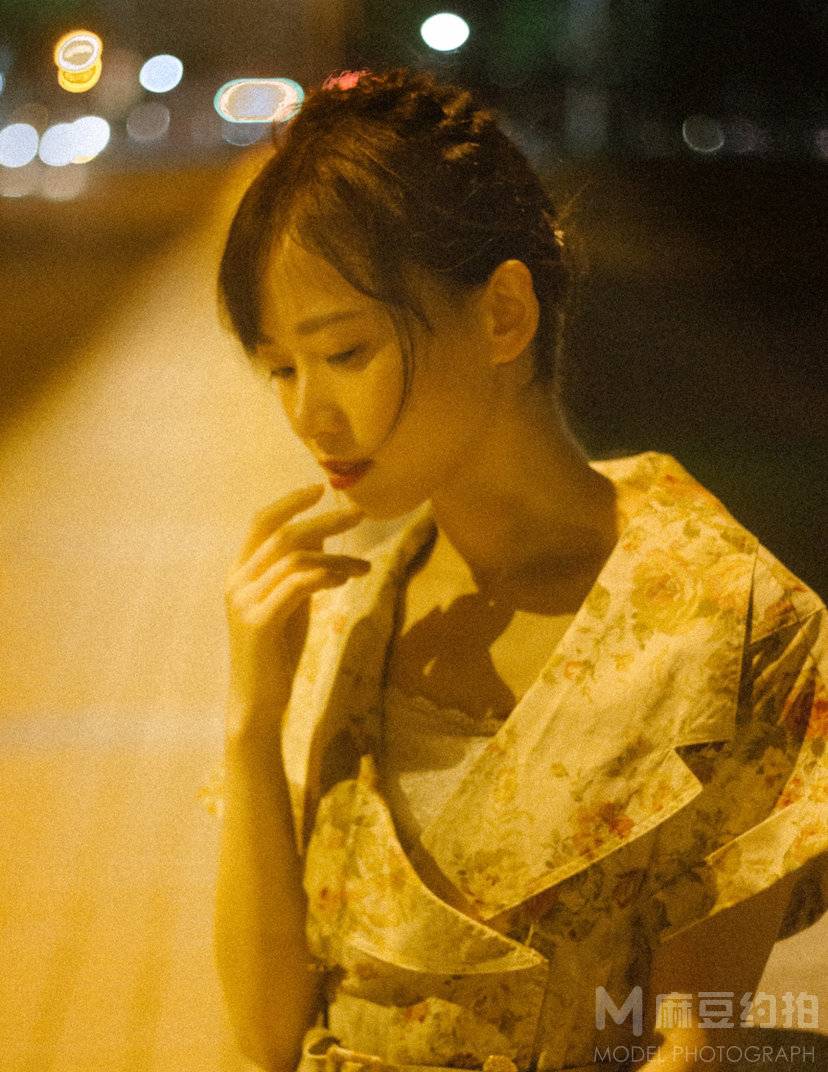 胶片模特