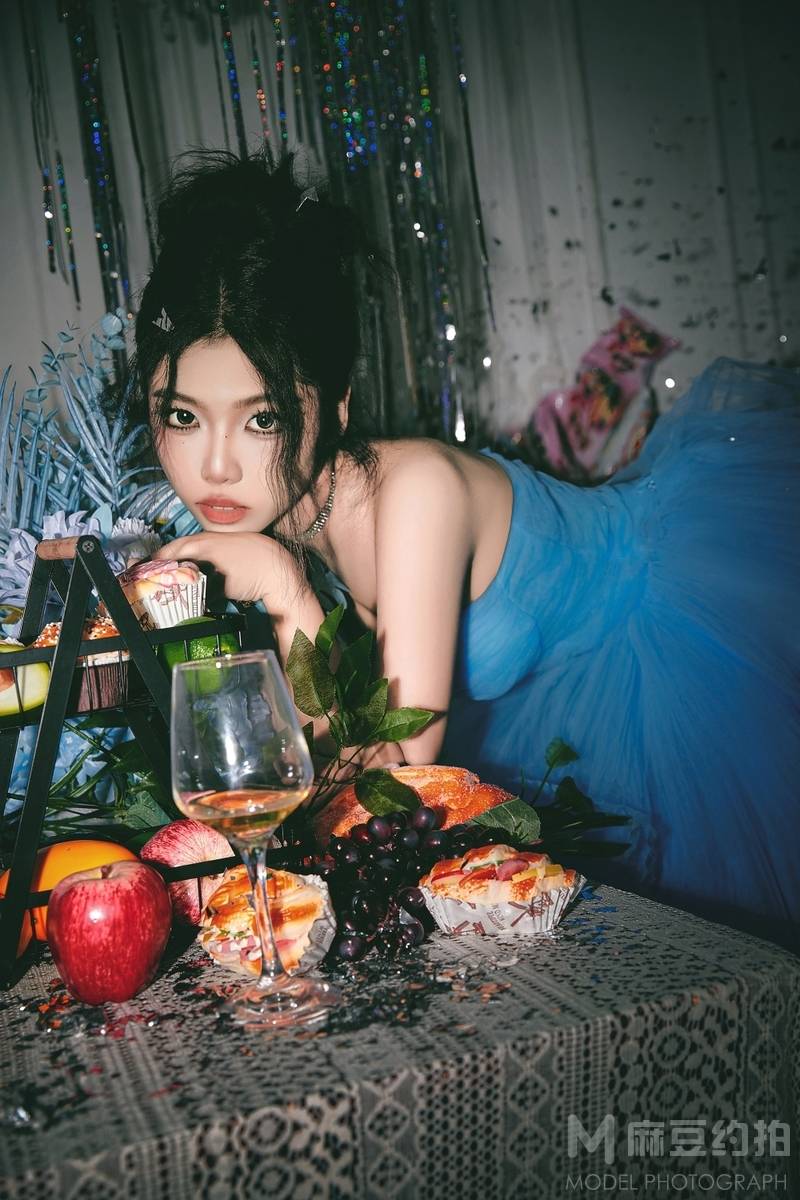 胶片模特