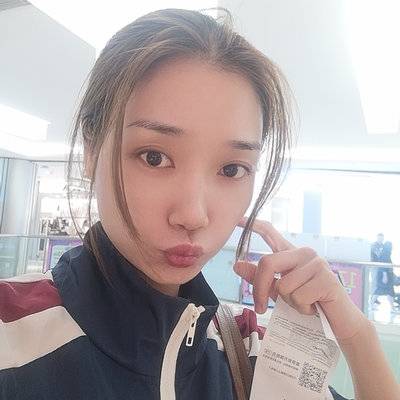黑白模特