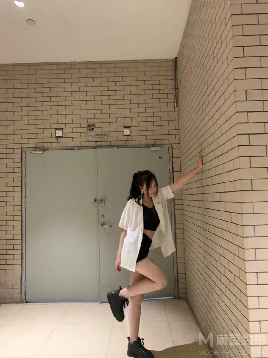 民国模特