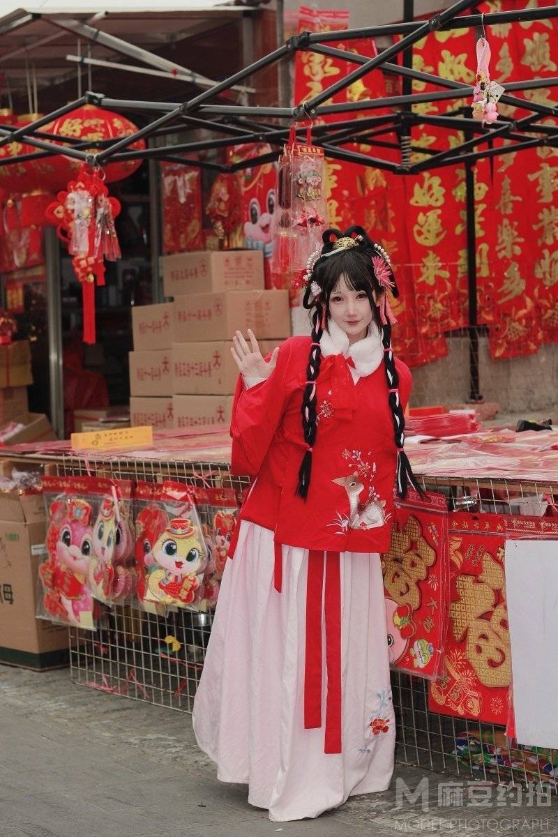 汉服模特