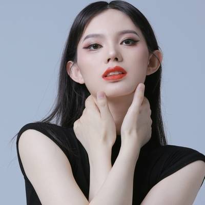 清新模特