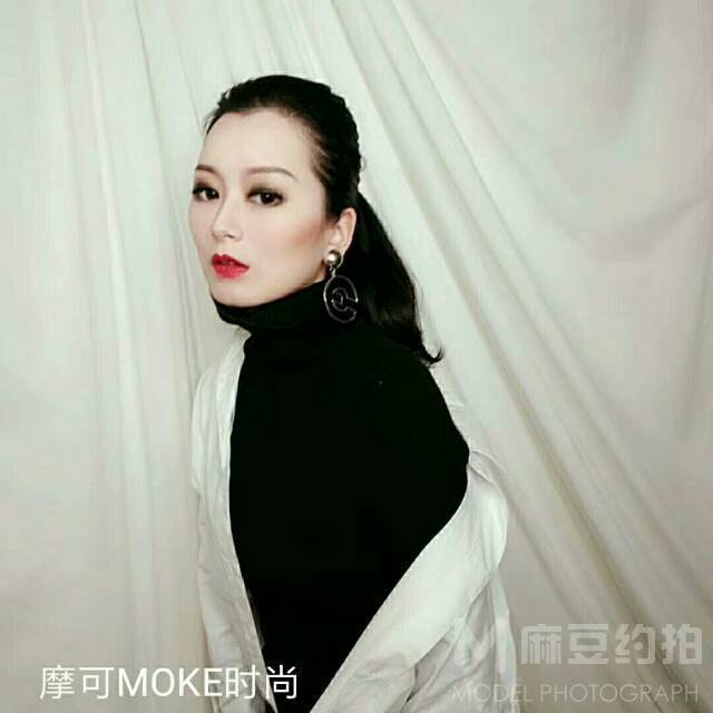 妆容模特