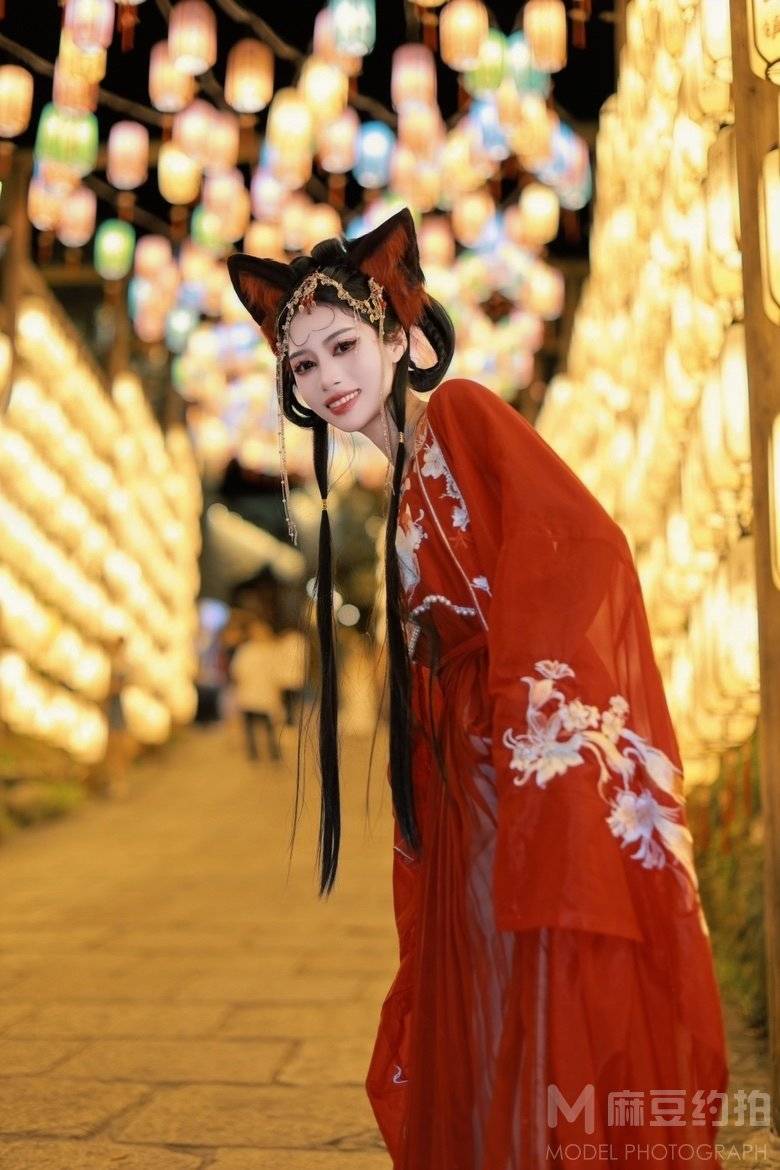 汉服模特