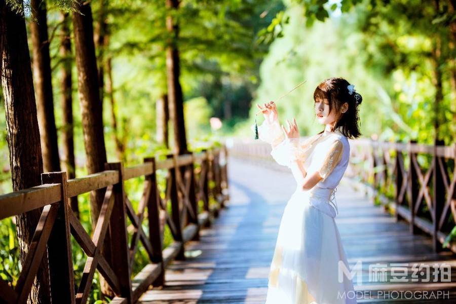 汉服模特