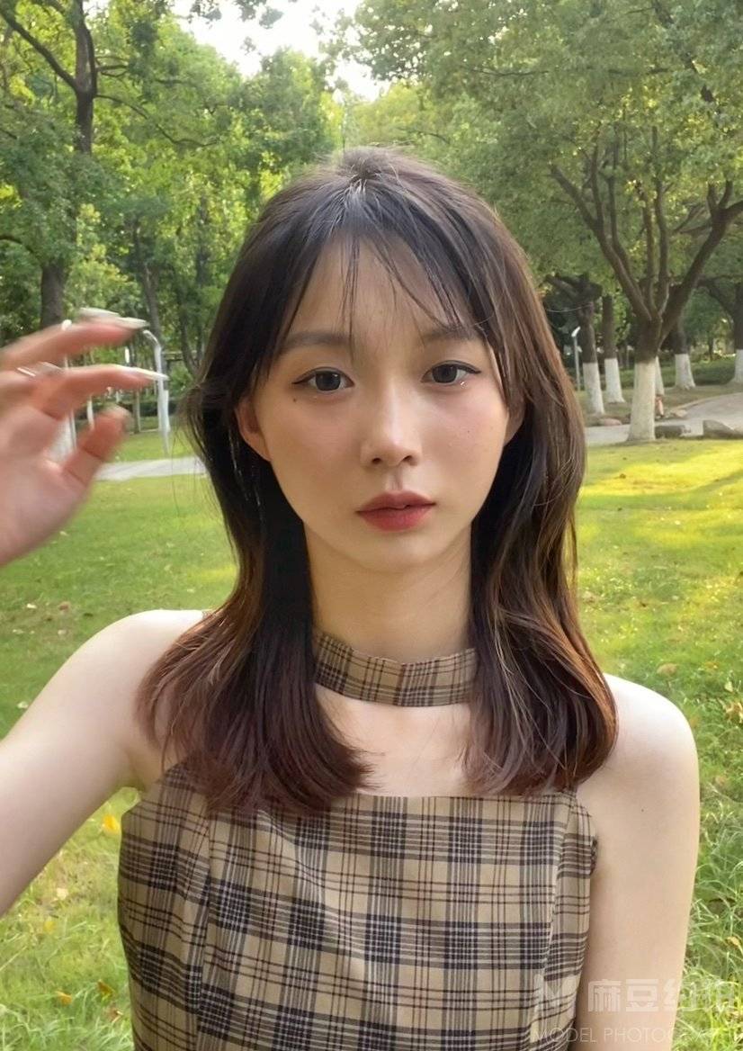 校园模特
