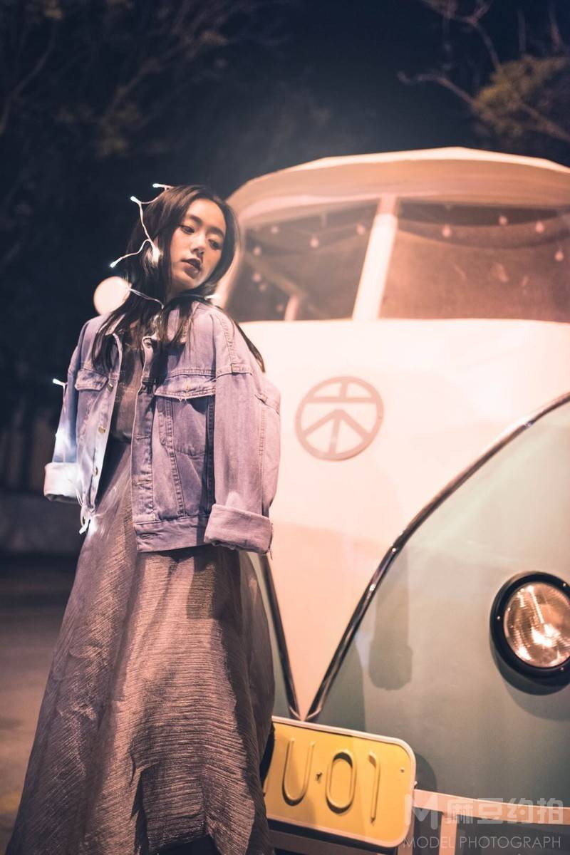 夜景模特