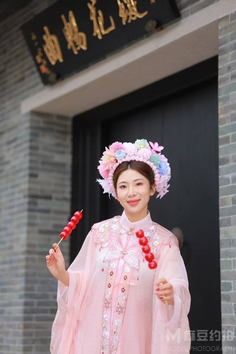 汉服模特