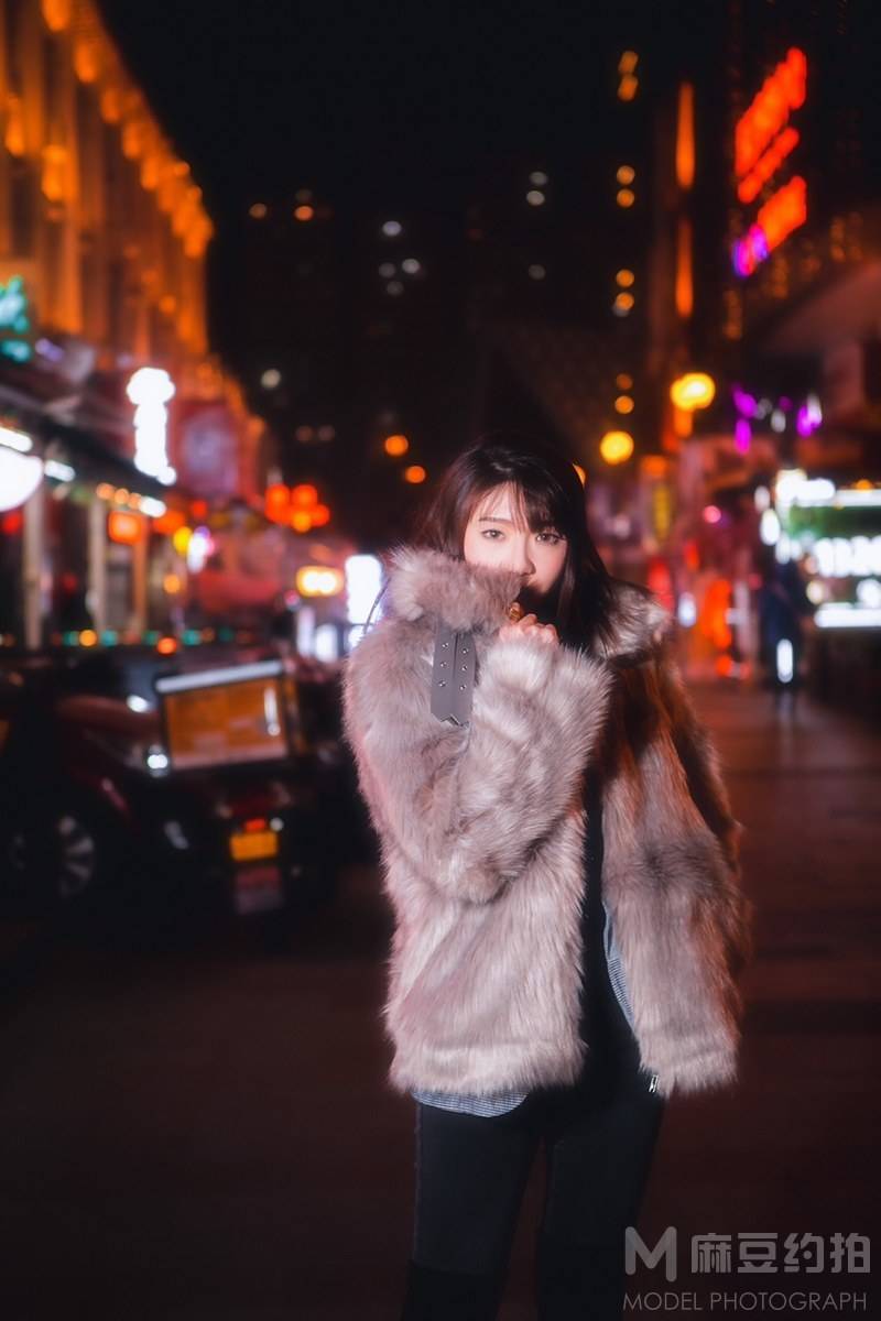 夜景模特