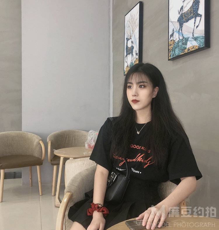 清新模特