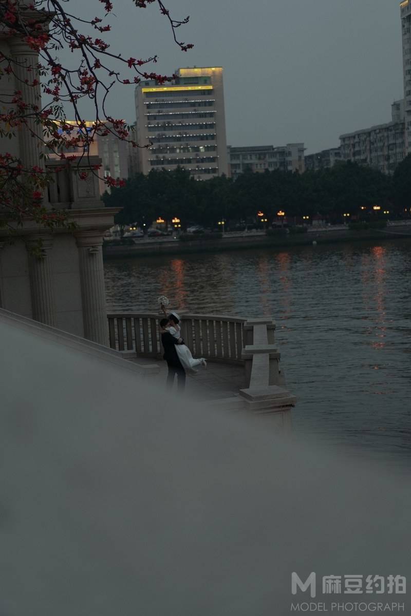 情侣模特