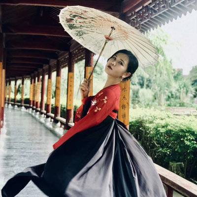 汉服模特