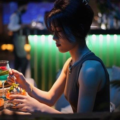 情绪模特