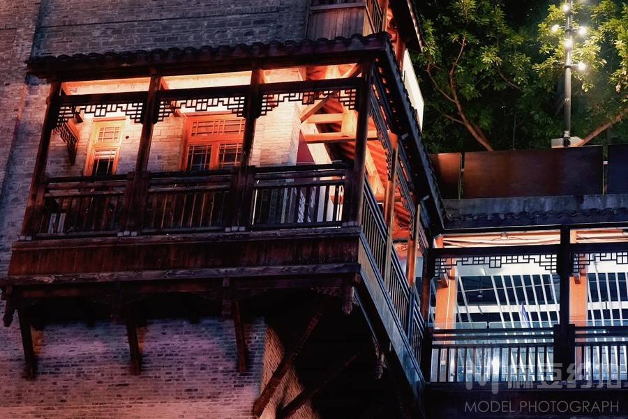 夜景模特