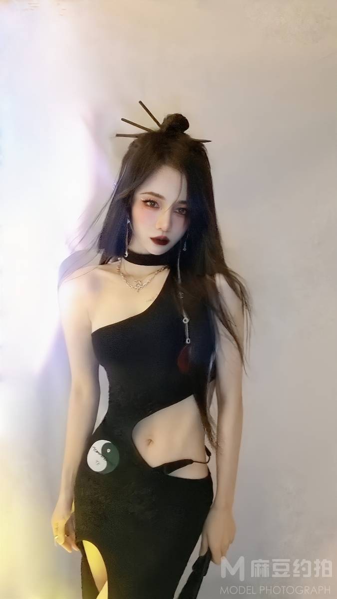 暗黑模特