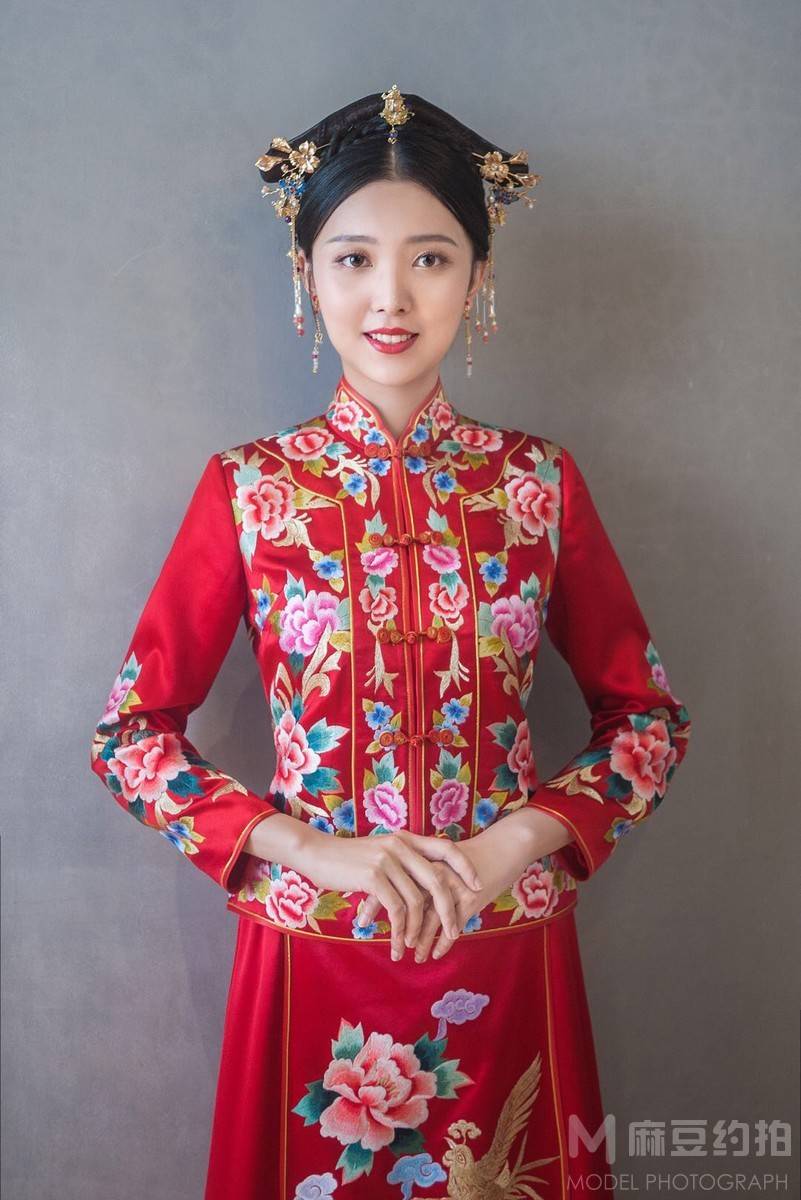 妆容模特