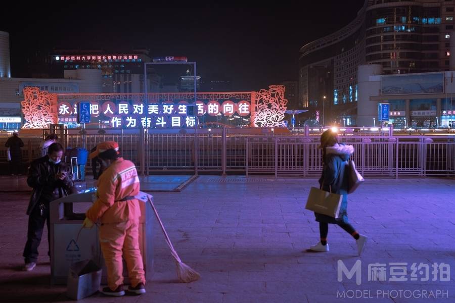 夜景模特