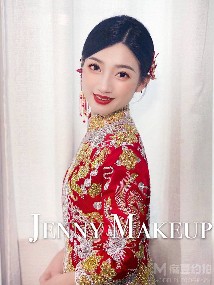 妆容模特
