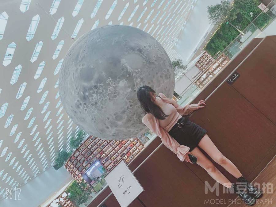 妆容模特