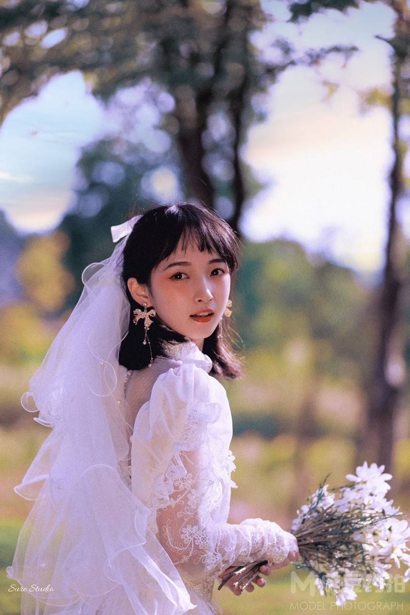 胶片模特