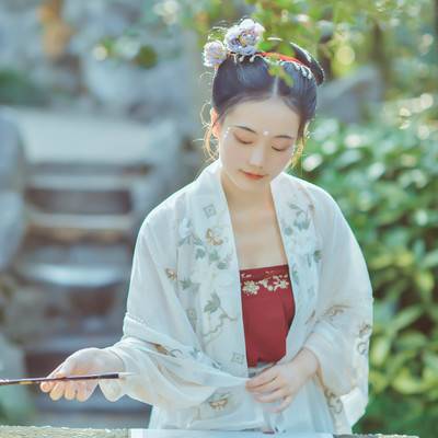 汉服模特