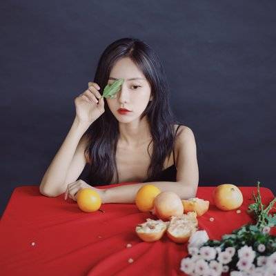 情绪模特