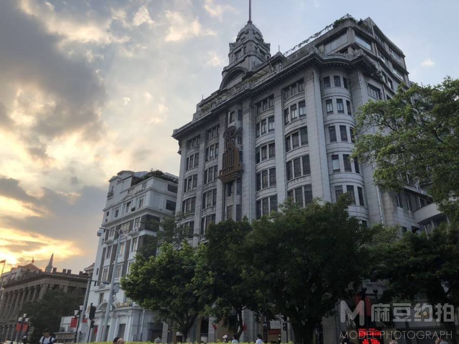 黑白模特