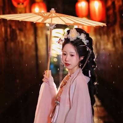 汉服模特