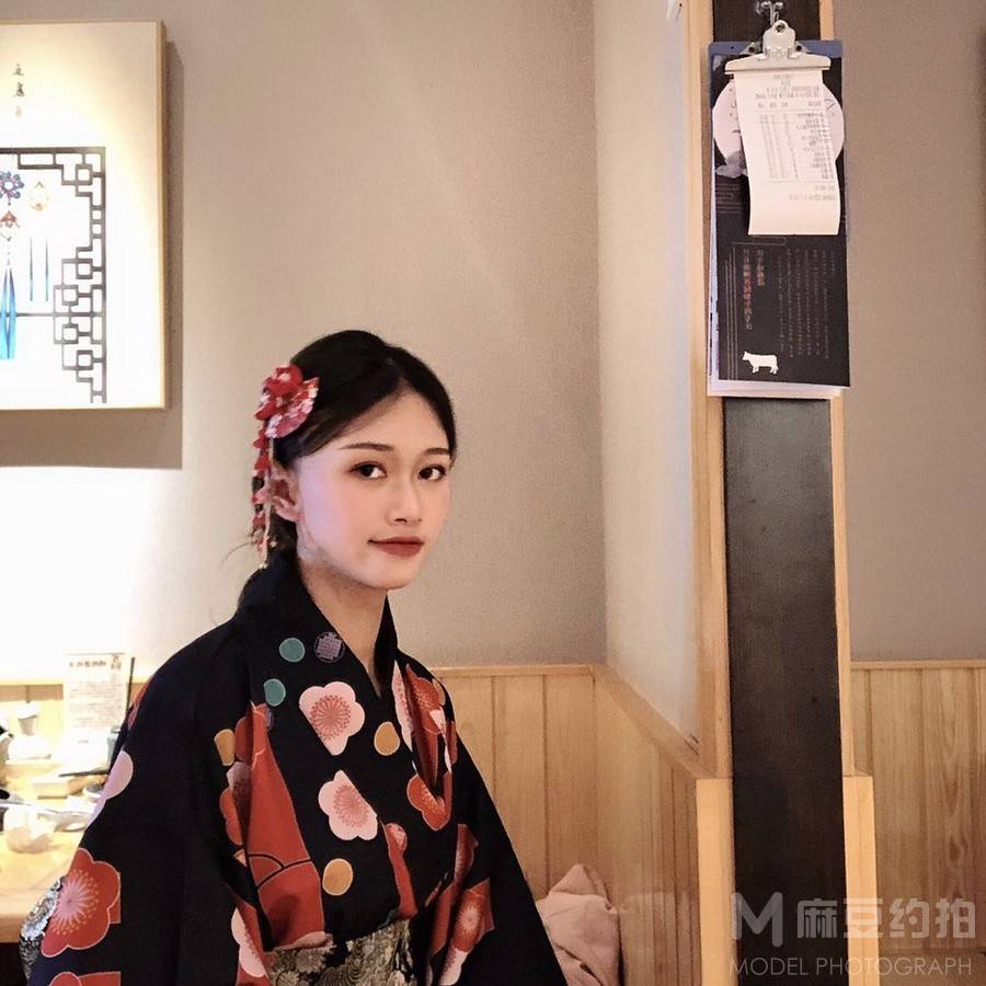 民国模特