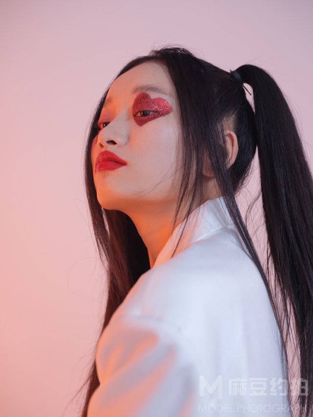 妆容模特